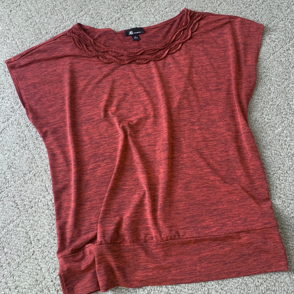 Cute and comfy top!